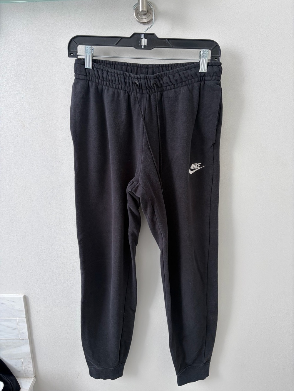 Nike logo mens Black Fleece Jogger Pants small